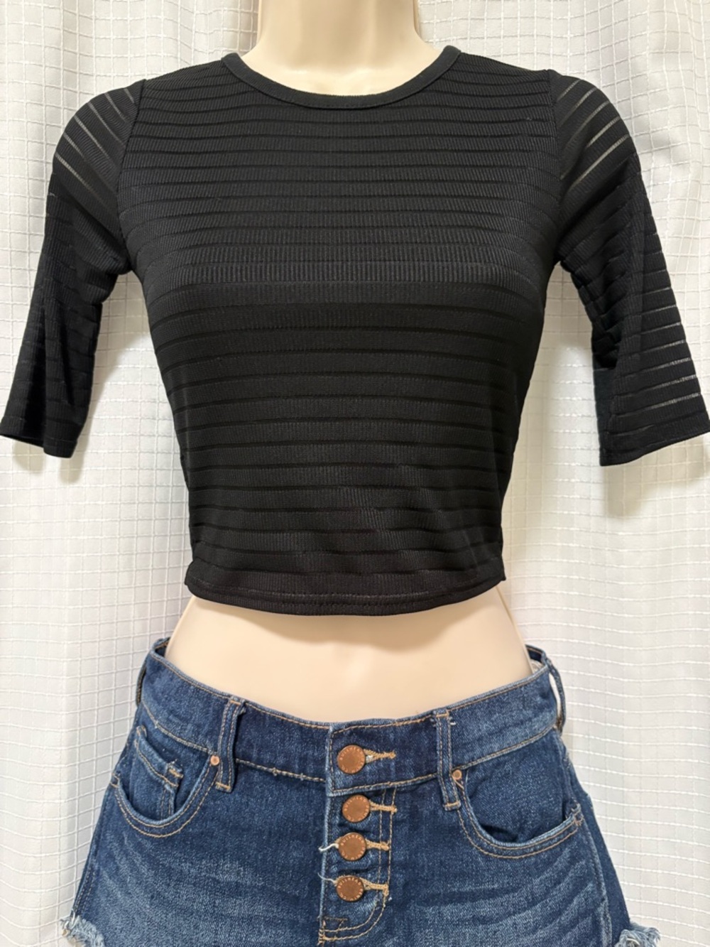 Missguided Black Short Sleeve Crop Top Size 2